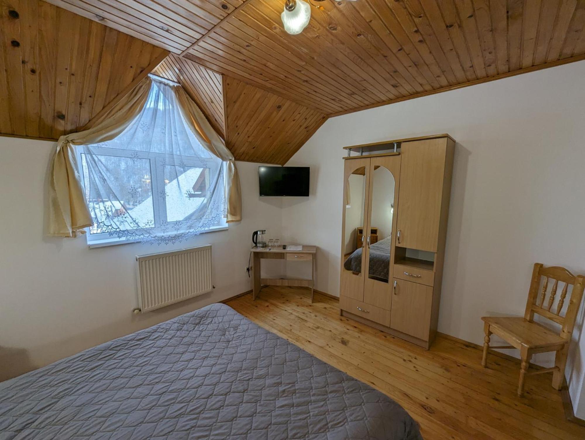 Oskolok Dovbusha Mini-Hotel Yaremche Exterior photo