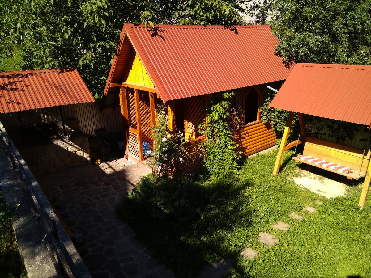 Oskolok Dovbusha Mini-Hotel Yaremche Exterior photo